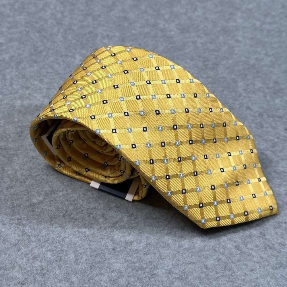 Club Room Mens Yellow Geometric Grid Neck Tie NWT 100% Polyester 57x3.25